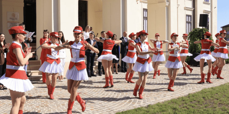 Našice domaćin najvećeg nacionalnog mažoret natjecanja: 19 skupina i 800 mažoretkinja pokazalo talent i zajedništvo