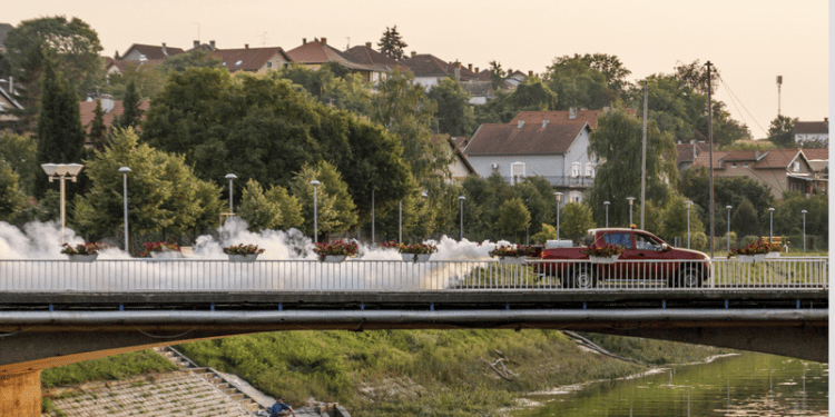 Suzbijanje komaraca u Adici i starom koritu Vuke: Akcija tretiranja 16. i 17. svibnja, preporuke za građane i pčelare