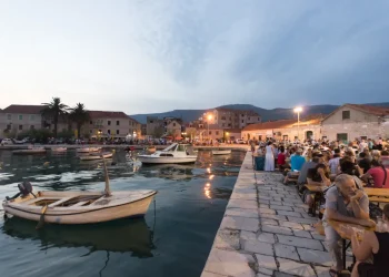 Večeras počinje najveća kaštelanska fjera: 16. Dani tradicije “Nostalgija” uz modne revije, eko-etno sajam i prijenos uživo