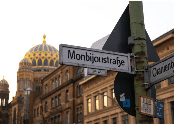 Antisemitizam u Njemačkoj: Rekordni porast, svakodnevni strah i poziv na zajedničku borbu