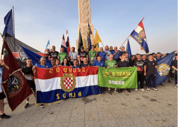 305 kilometara pijeteta: Maratonci povezuju Vukovar i Sunju u čast žrtvama Domovinskog rata