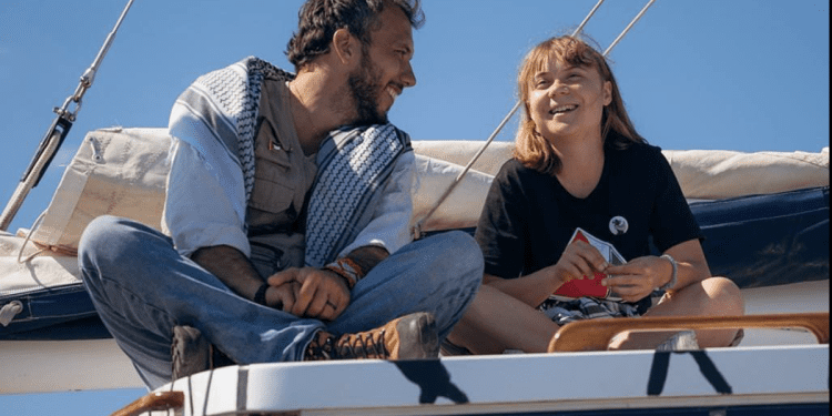 GRETA THUNBERG ZAUSTAVLJENA PRED GAZOM Izraelske snage presrele humanitarni brod!