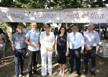 Baranjski bećarac: Trideset godina čuvanja šokačke baštine i zajedništva podunavskih Hrvata
