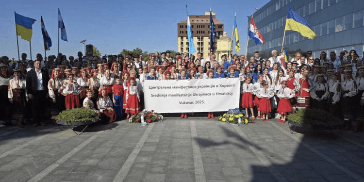 Ponos i zajedništvo: Vukovar ugostio 18. manifestaciju Ukrajinaca u RH