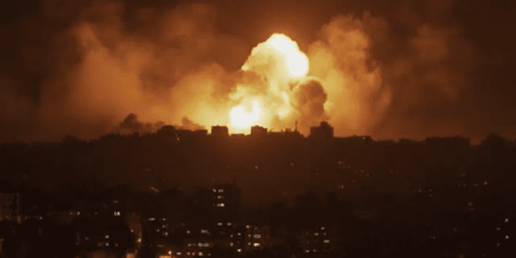 EKSPLOZIJA SUKOBA IZRAELA I IRANA  Izrael i Iran u najžešćoj razmjeni napada do sada