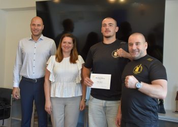 Kaštel Sućurac slavi: Svečani prijem za Matea Gelu, novog kickboxing prvaka