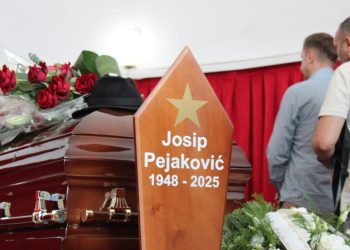 Fra Mario Knezović: Josipe Pejakoviću, ima raja kao što i Bosne ima