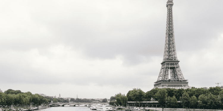 OTVORENA ZONA ZA KUPANJE U SEINI Pariz ispisuje nove stranice gradske svakodnevice