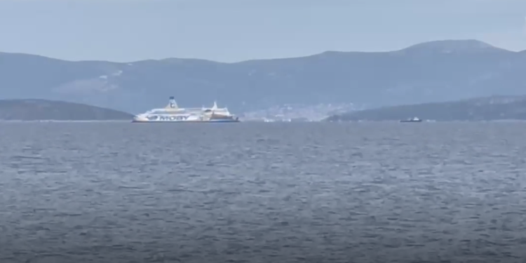 Brod pun azbesta pred Splitom – zašto je opasni teret završio baš kod nas?