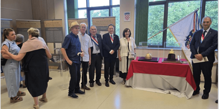 Prof. Antun Bauer i baština hrvatskog kraljevstva: predavanje i izložba u povodu 1100. obljetnice Hrvatskog Kraljevstva