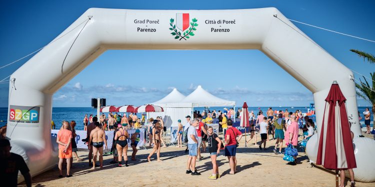 Sunčana nedjelja ispunjena pozitivnom energijom, sportom i zajedništvom – održan 24. po redu Porečki delfin