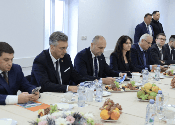 Završena izgradnja hrvatskog dijela Koridora Vc: Premijer Plenković otvorio posljednjih 5 kilometara autoceste A5