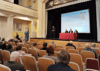 Tribina za umirovljenike u Vukovaru: Grad najavio nastavak financiranja javnog prijevoza