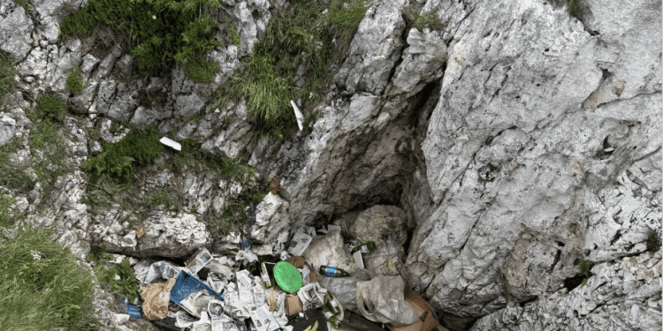 Velika akcija čišćenja podzemlja: Uklanja se otpad iz špilja na Dinari i u Čalinoj jami