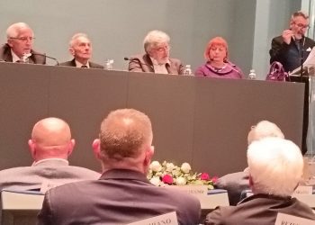 Nova knjiga generala Ivana Tolja izazvala ogroman interes: Dvorana Vijenac prepuna, poznate osobe među publikom