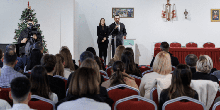 Vukovar se ponosi svojim mladim: Dodijeljene nagrade za vrhunske uspjehe u školi i znanosti