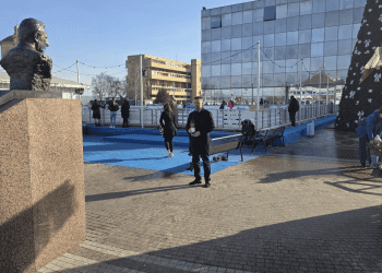 Dva simbola hrvatske slobode – Vukovar i Tuđman: Gradonačelnik Pavliček zapalio svijeću u znak zahvalnosti