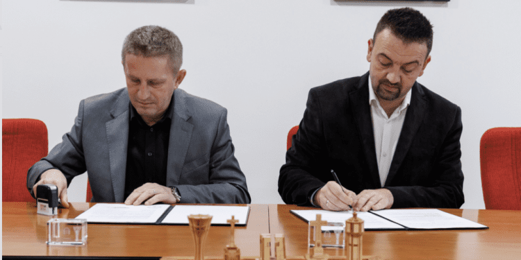 Započinje znanstveno istraživanje Memorijalnog groblja Šapudla: Grad Vukovar i Institut Ivo Pilar potpisali ugovor o projektu
