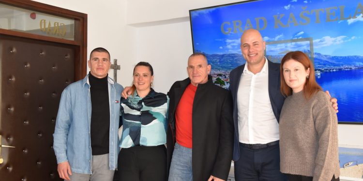 Kaštelanski kickboksači među najboljima na svijetu: prijem za reprezentativce u Gradskoj upravi