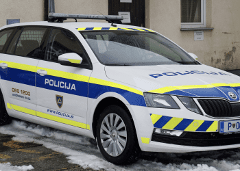 Učenik nožem napao učenicu u srednjoj školi u Murskoj Soboti, policija ga brzo privela