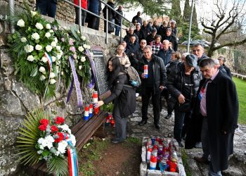 Da se ne zaboravi: Članovi Matice Hrvatske Split i hrvatski branitelji na 81. obljetnici ubojstva hercegovačkih franjevaca u Širokom Brijegu