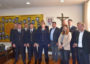 Povodom Dana grada Kaštela upriličen prijem za najbolje vatrogasce 2025. godine – priznanja uručena trojici mladih operativaca iz kaštelanskih DVD-ova