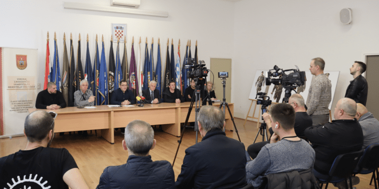 Apel udruga branitelja i logoraša protiv nastupa u novosadskoj dvorani: Nitko razuman ne bi pristao na koncert na mjestu koncentracijskog logora