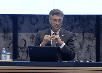 (VIDEO) Cijene energenata ponovno rastu: Vlada ograničava cijene goriva, najavljen nastavak intervencija