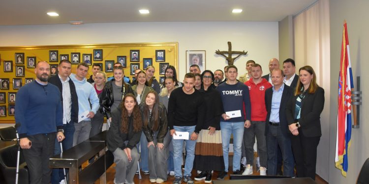 Kaštela nagradila najuspješnije sportaše grada: „Naši sportaši su naš ponos i najbolji ambasadori“