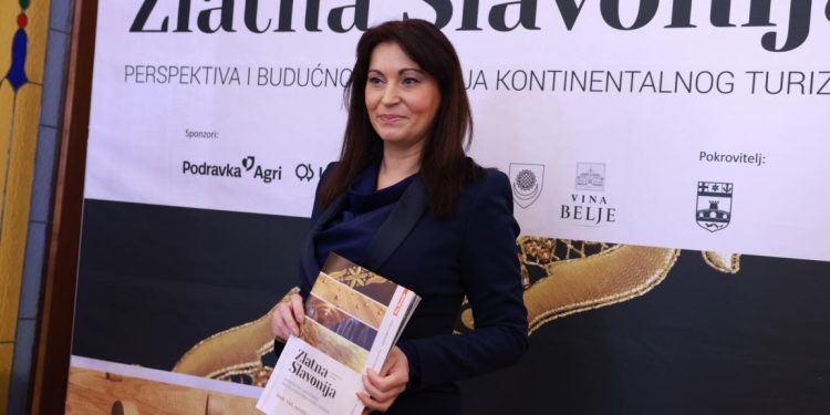 Tramišak na konferenciji “Zlatna Slavonija”: Osječko-baranjska županija ruši rekorde u turističkim noćenjima