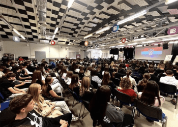 Ministar Medved pred 300 učenika otkrio istinu o Domovinskom ratu: “Ovo nećete naći u udžbenicima”