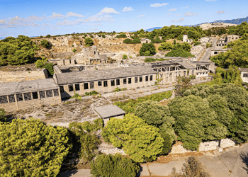 Goli otok: Prešućena istina, strah i šutnja koji i danas traju