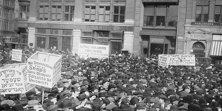 1. svibnja: Parada sindikalnih čelnika ili borba za prava radnika?