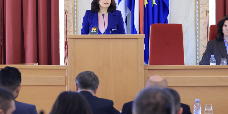 Osječko-baranjska županija mijenja sliku: Manje nezaposlenih, semafori kod škola i veliki poslovni projekt u najavi