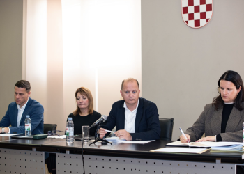 Gradsko vijeće Kaštela u utorak odlučuje o 43 točke dnevnog reda — proračun, vrtići, dimnjačari i mnogo više