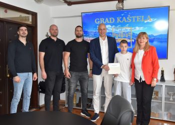 Kaštela ponosna: Mladi boksač Ivan Markić osvojio zlato na državnom prvenstvu