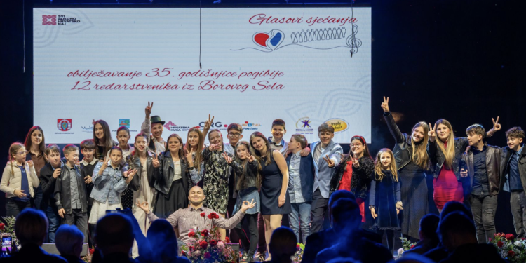 U Vukovaru uspješno održan 8. festival „SVI zaJEDNO HRVATSKO NAJ”