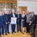 (FOTO) Župnik Hrastovice i Petrinje u ratu, sisački biskup danas: Košić dobio plaketu “Da se ne zaboravi”