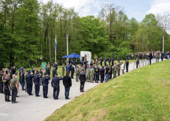 Rizvanuša okupila branitelje iz cijele Hrvatske: Sjećanje na 26 poginulih velebitskih heroja