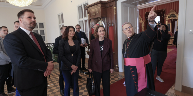 Povijesni projekt za Slavoniju: Kreće obnova đakovačke katedrale i osječke konkatedrale, višemilijunska ulaganja