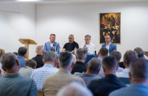 Svjedočanstvo iz prve ruke: General Primorac u Splitu predstavio knjigu “Kad istina progovori” o obrani Hrvatske i Herceg-Bosne