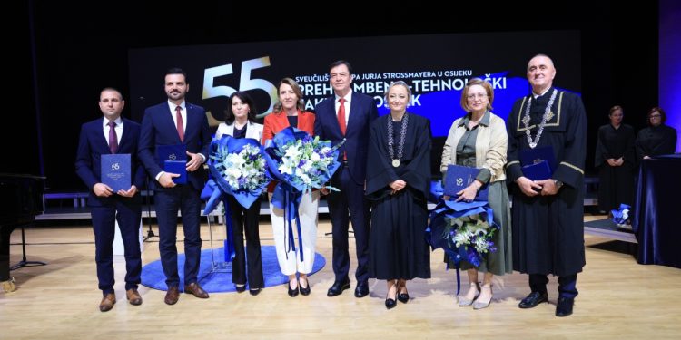 FOTO Obilježena 55. obljetnica rada i postojanja Prehrambeno-tehnološkog fakulteta Osijek