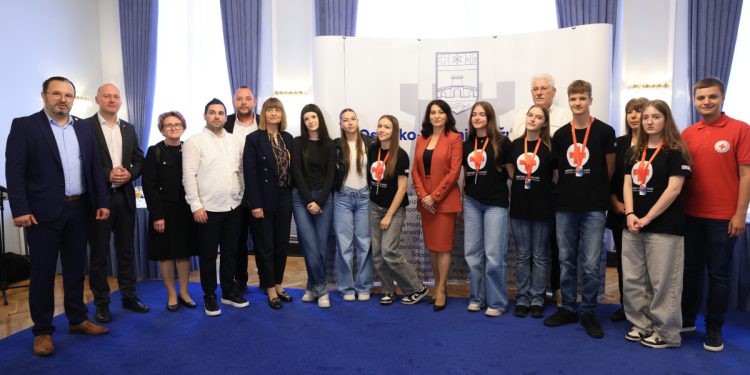Županica primila ekipe CK Osječko-baranjske županije koje su na 27. državnom natjecanju ostvarile izvrsne rezultate