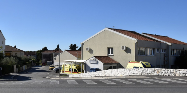 Grad Kaštela financira dodatnog liječnika tijekom sezone: Više sigurnosti za građane i turiste