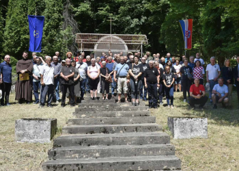 Komemoracijom kod Spomen-obilježja Crni potok odana počast žrtvama komunističkog zločina poslije završetka Drugog svjetskog rata