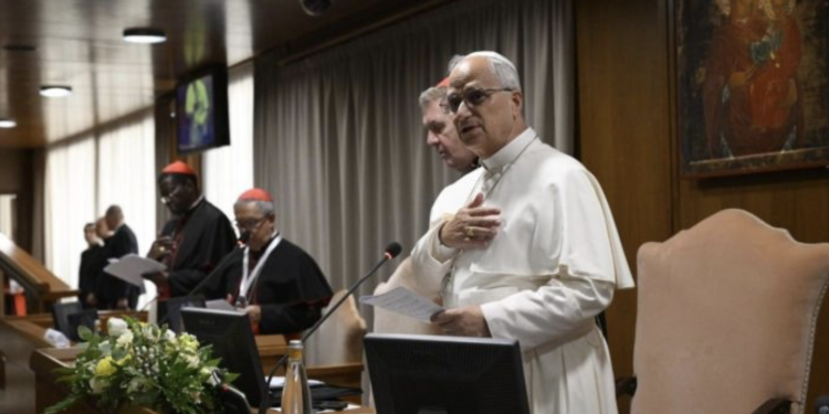 Papa Lav XIV. nakon konzistorija u Vatikanu: “Nasilje neće imati posljednju riječ”