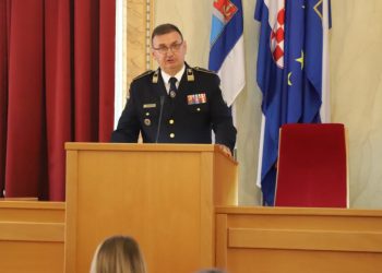 FOTO U Osijeku dodijeljeni ugovori za potpore u vatrogastvu