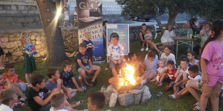 Odgađa se festival “Priče uz ognjište”: Novi datum 15. srpnja u Kaštel Sućurcu