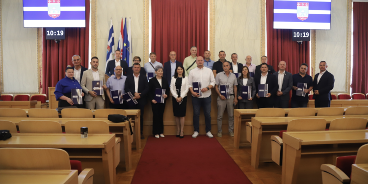 Osječko-baranjska županija dodijelila 514.000 eura za kapitalne projekte u 22 grada i općina