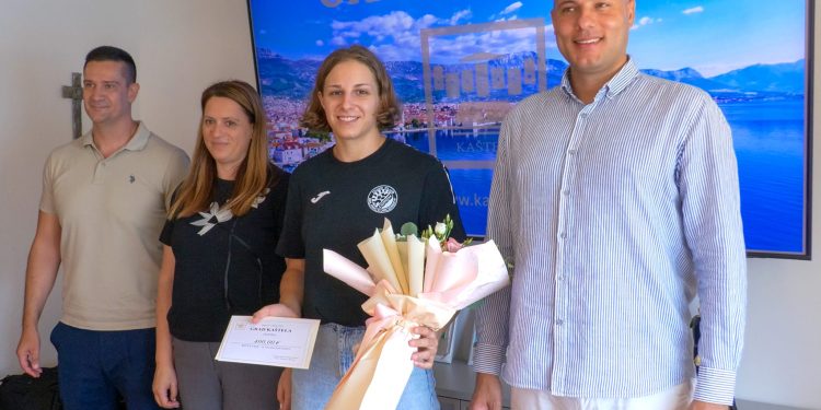 Betty Vuk u Kaštelima ostvarila olimpijsku normu: Grad primio novu uzdanicu hrvatskog juda